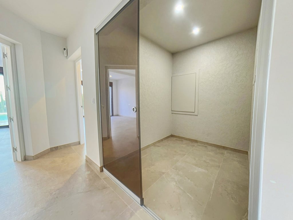 Vila de luxe a la venda a Denia amb vistes al mar i al Montgó - 10