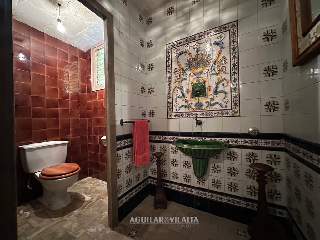 Exclusive villa in Can Teixidó with sea views - 48