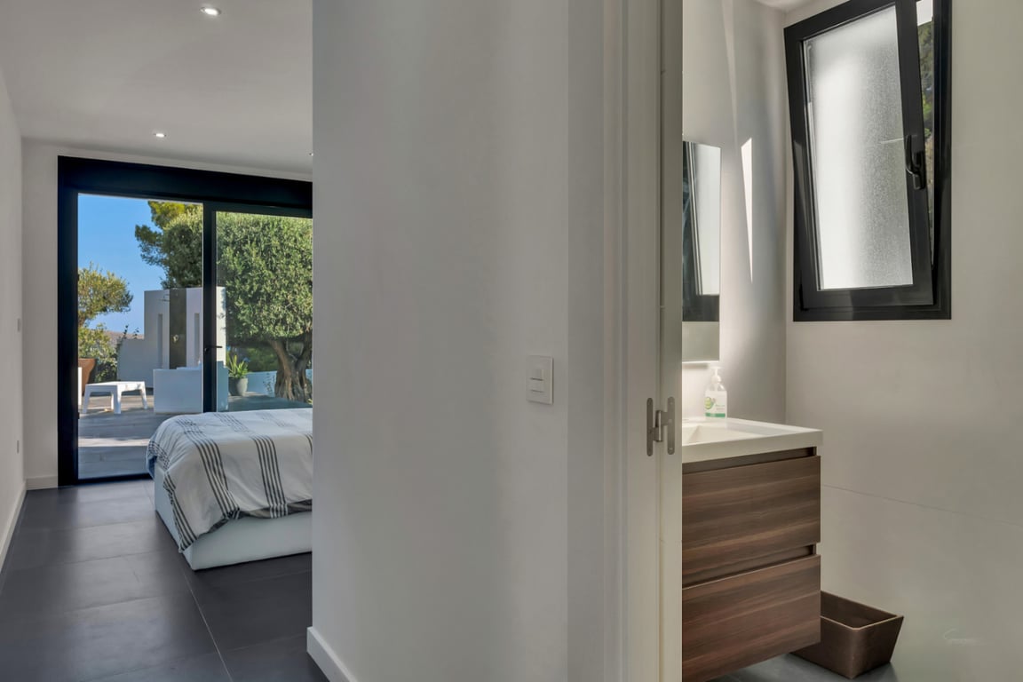 Impactante villa con vistas panorámicas al mar cerca de moraira - 35