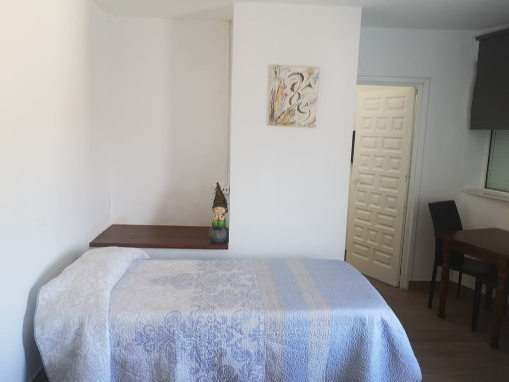 Finca Comercial Única en Denia: Parcela de 2,611m², Vistas al Mar y al Montgó - 14