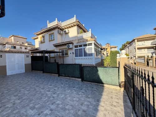 Rijwoning met 2 slaapkamers in Orihuela Costa — foto 7