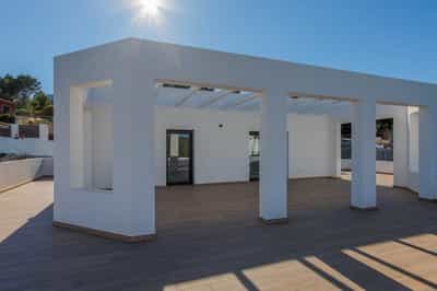 Property R4266382