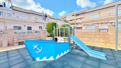 Rijwoning met 3 slaapkamers in Orihuela Costa — foto 37