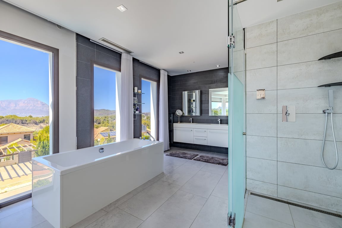 Property #RH20309 - 29