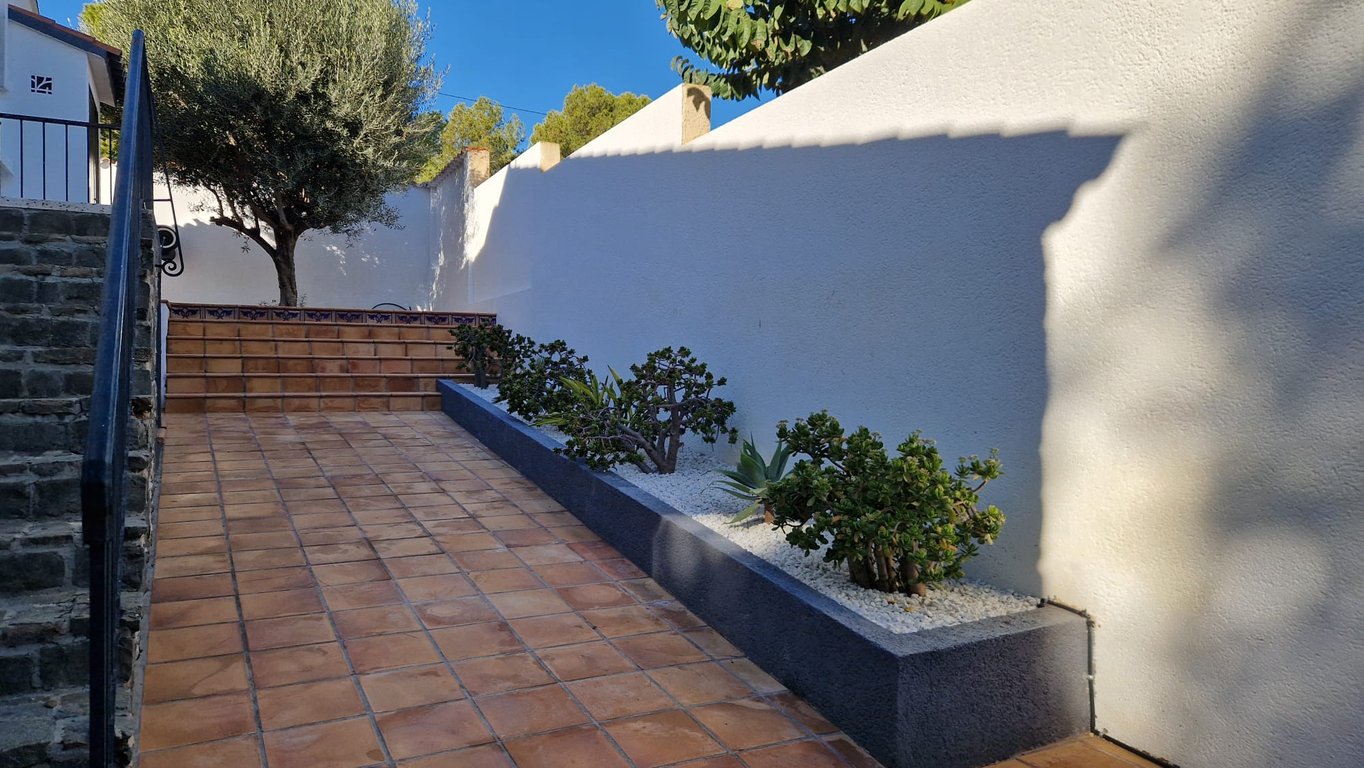 5-bed Villa in Calpe photo 22