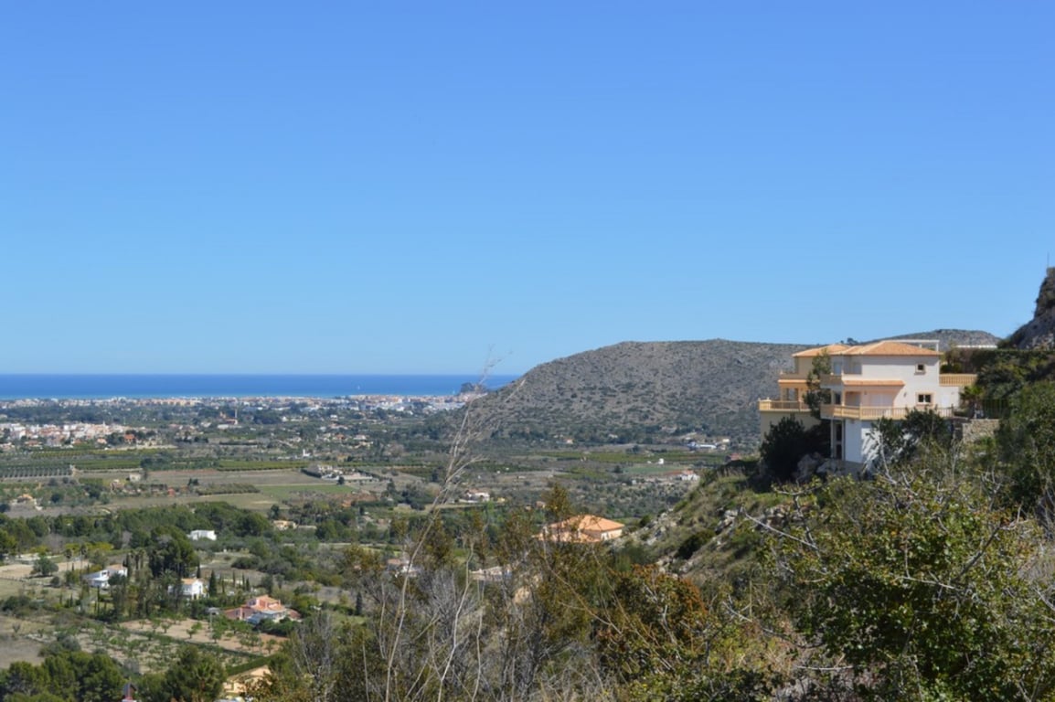 Venta. Parcela en Pedreguer