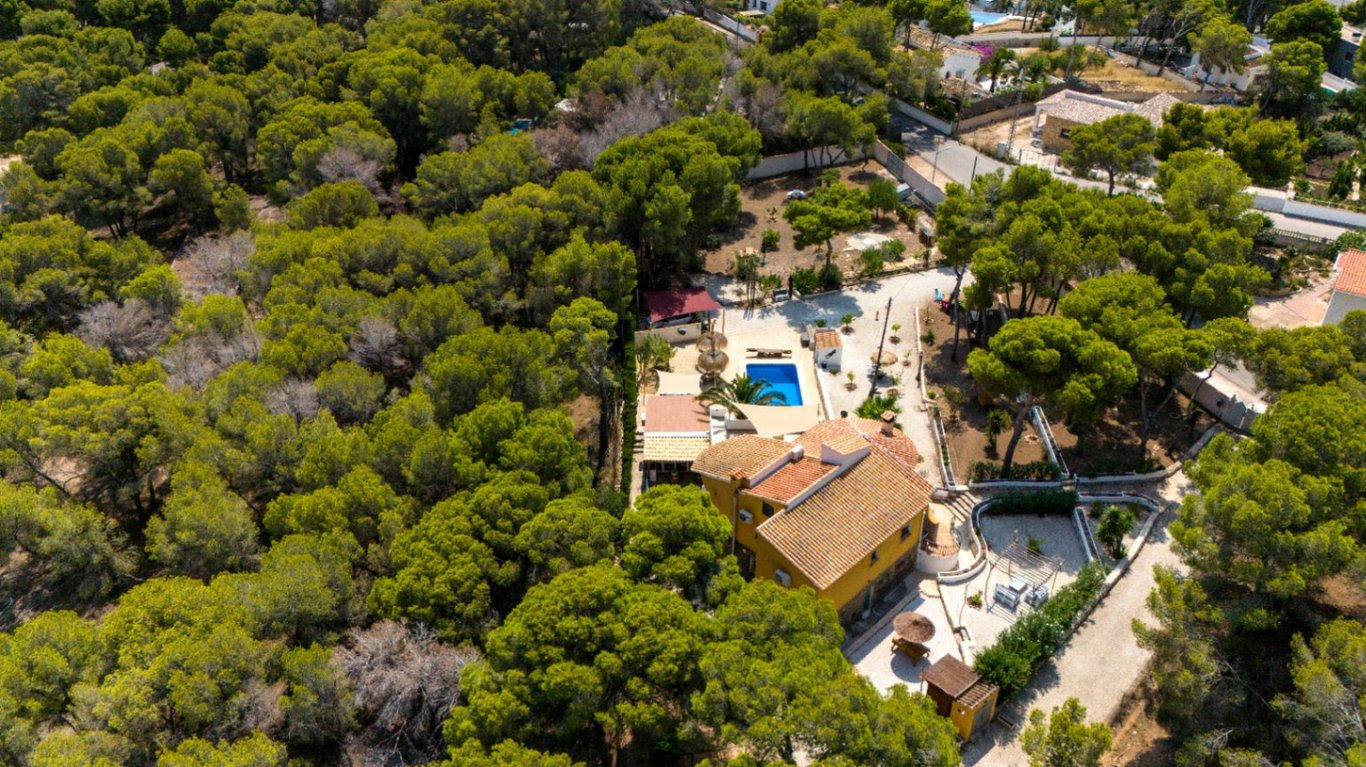 Interesante villa en gran parcela en venta en Benissa costa - 58