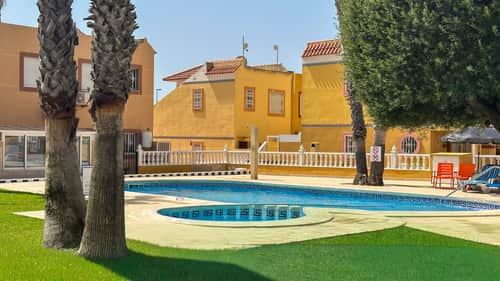 Volledig gerenoveerde geschakelde woning op het zuiden in Cabo Roig — foto 5