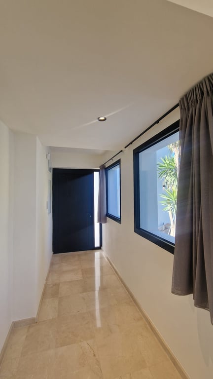 VILLA DE LUXE ÚLTIMA: RETIR DE 6 DORMITORIS, CUMBRE DEL SOL | VISTES PANORÀMIQUES AL MAR IMPRESSIONANTS | LLAVORS I SOSTENIBLE - 8