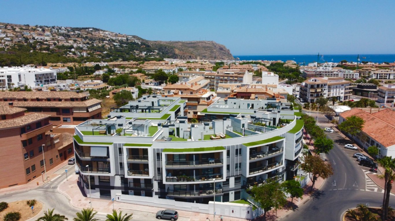 Moderno y elegante apartamento orientado al Sur con piscina, en Jávea - 3