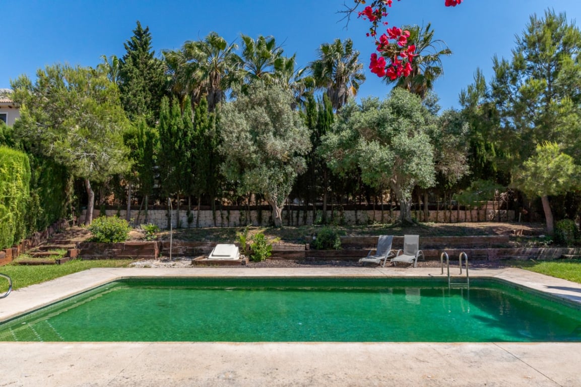 Impresionante Villa a la venta en Jávea, con piscina interior y exterior - 21