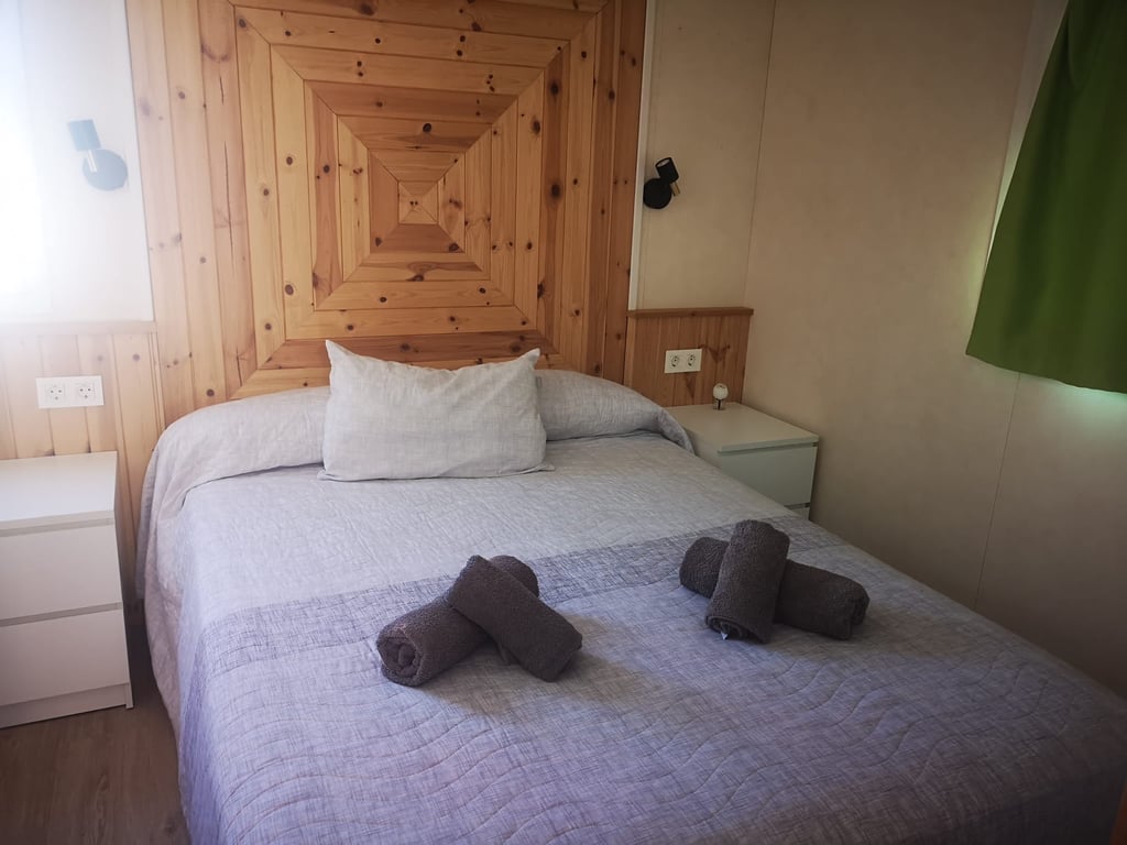 Finca Comercial Única en Denia: Parcela de 2,611m², Vistas al Mar y al Montgó - 13