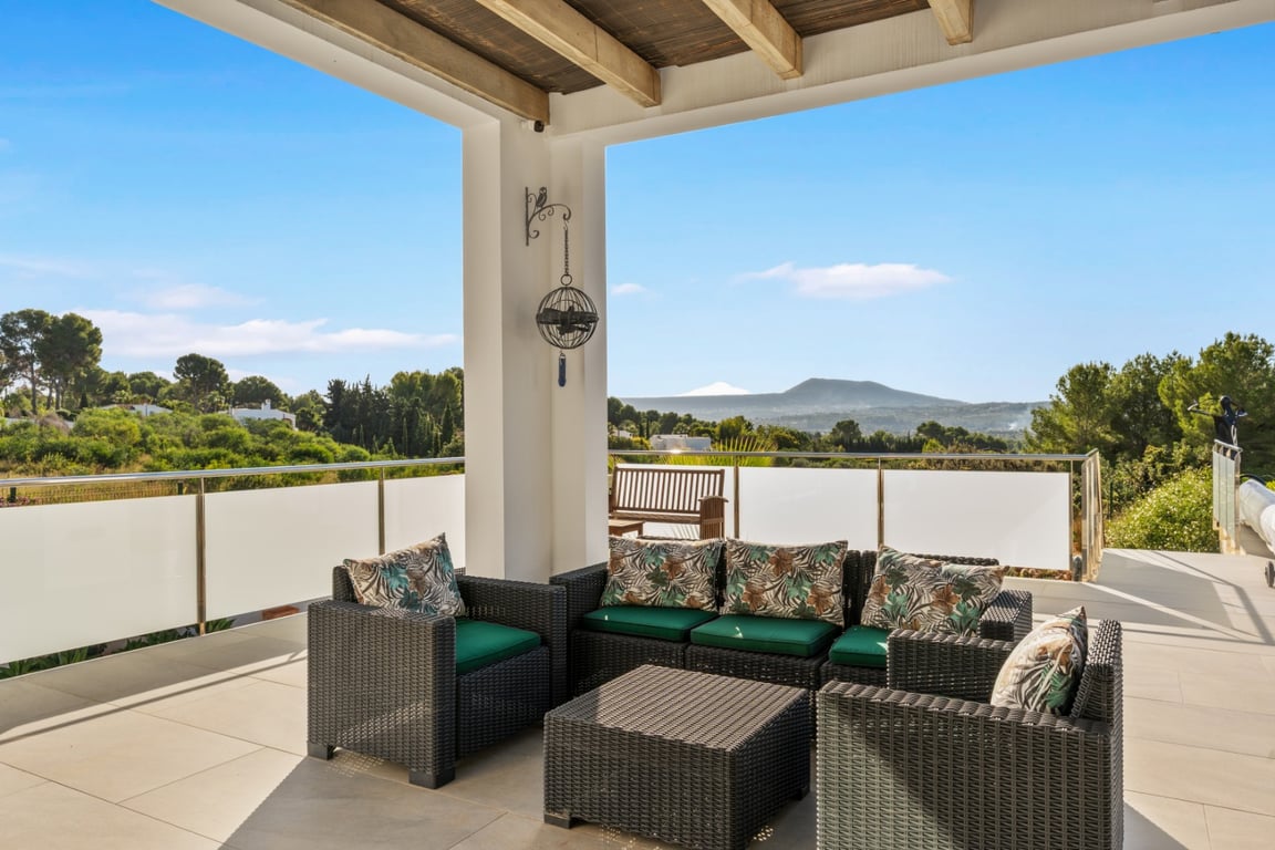 5-bed Villa in Jávea photo 10
