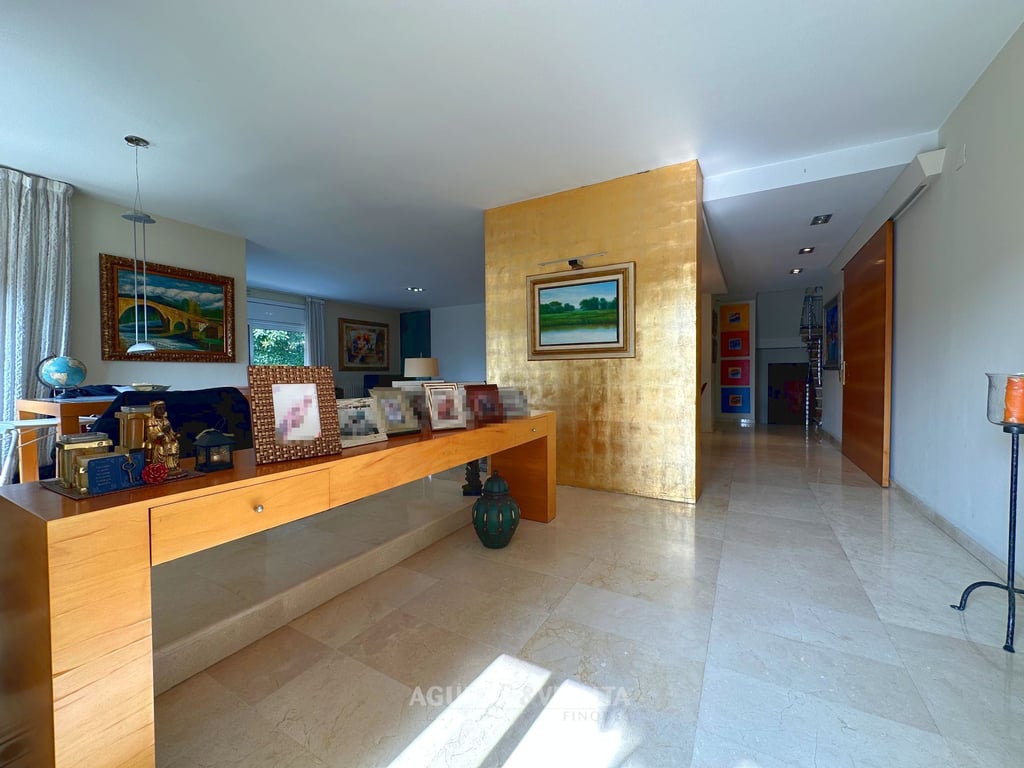 Exclusive villa in Can Teixidó with sea views - 25