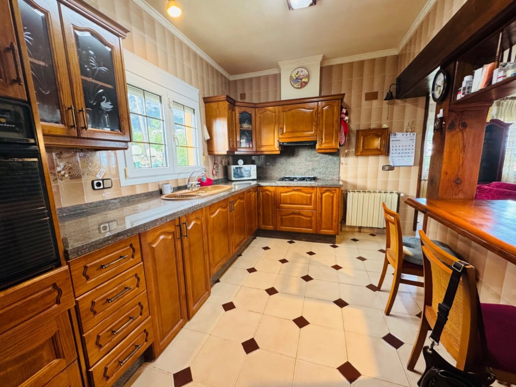 Dénia. Chalet amplio con vistas al mar en venta - 48