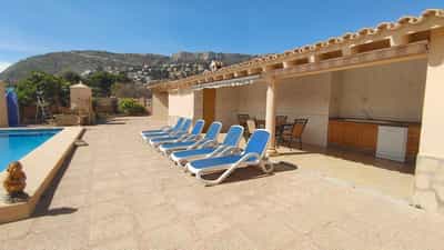 Property R4300057 1
