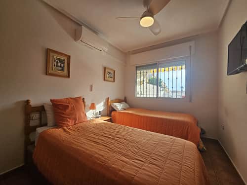 Bungalow met 3 slaapkamers in La Zenia — foto 14