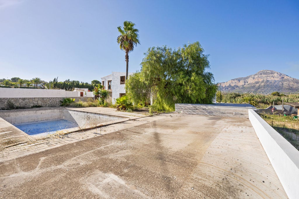 3-bed Villa in Jávea photo 11