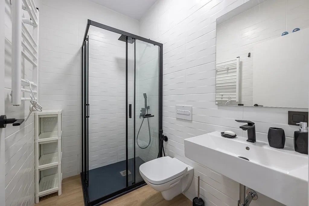 Property #RH20357 - 15