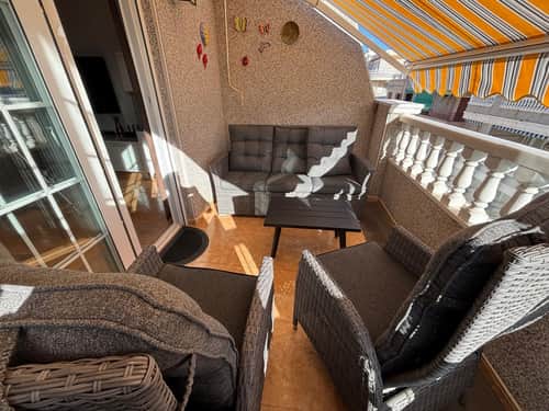 Ruim penthouse-appartement met lift in het hart van Torrevieja — foto 10