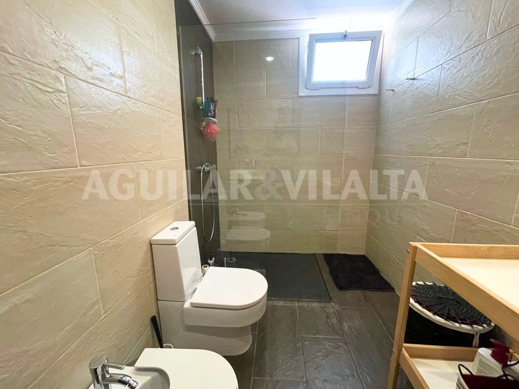 para dos familias con piscina - 48