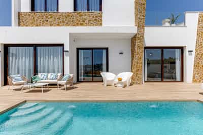 VILLA 12