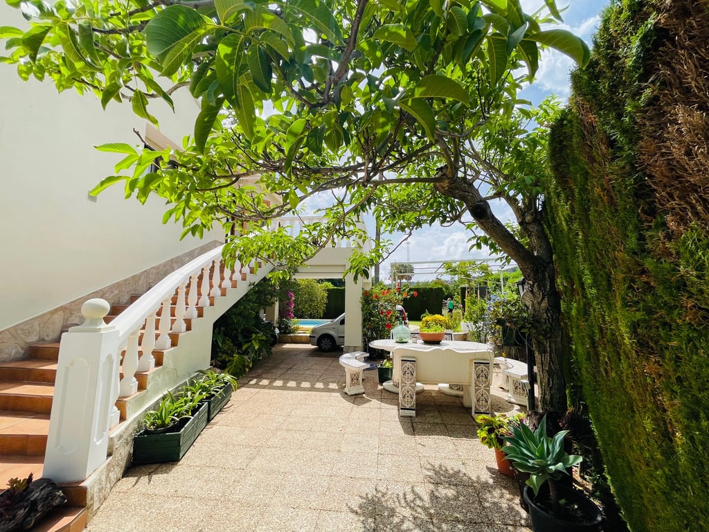 Pedreguer. Casa de campo amplio con piscina en venta - 22