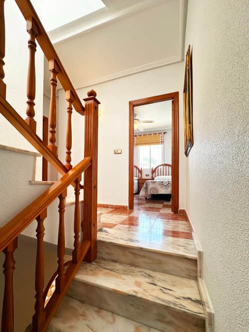 Rijwoning met 2 slaapkamers in Orihuela Costa — foto 17