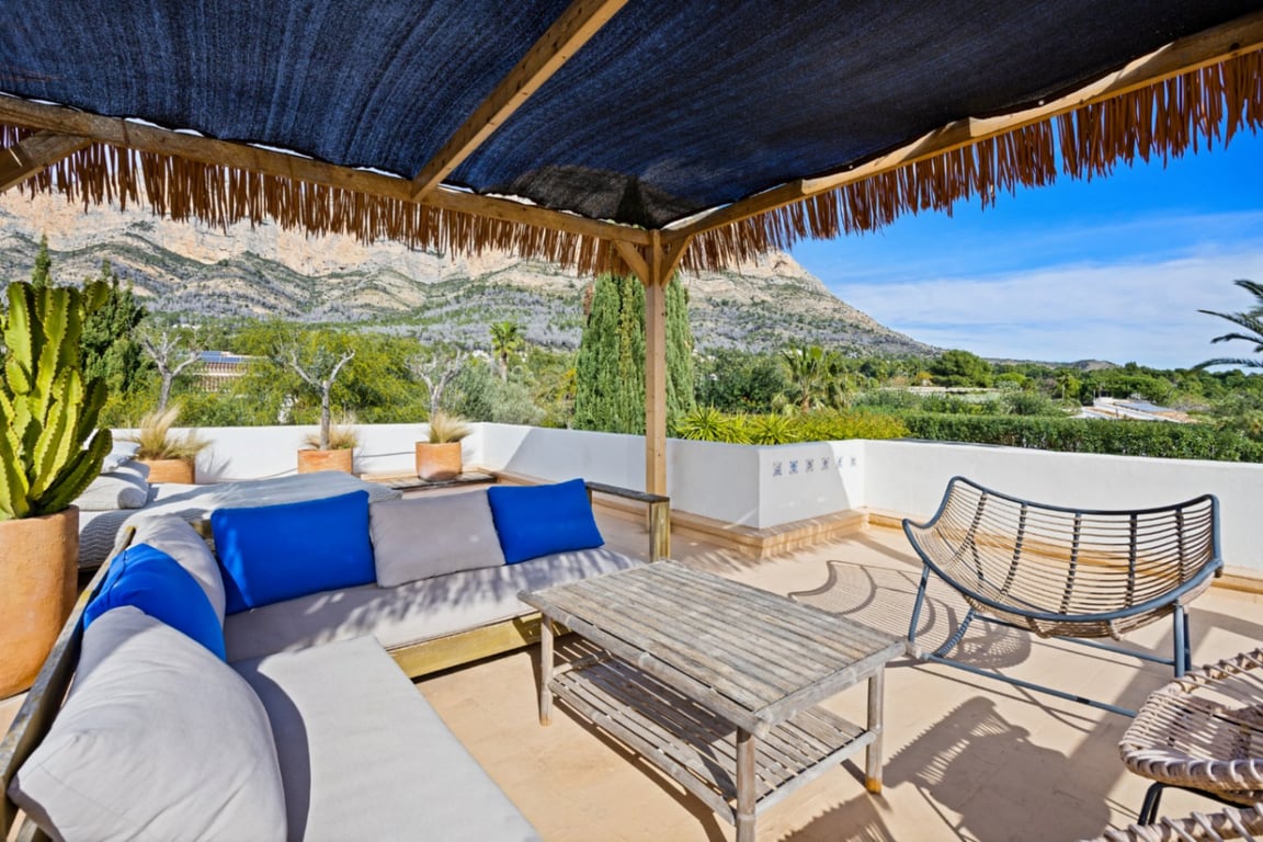 Villa reformada en la zona del montgo con casa independiente para invitados - 33