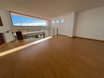 Property R4719358 - Image 3