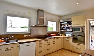 Property R4128916
