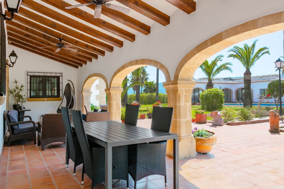 Gran Villa con casa de invitados en Jávea y parcela 5.835m2 - 16