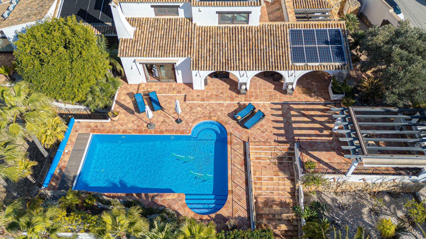 South-facing Mediterranean Villa in El Portet, Moraira