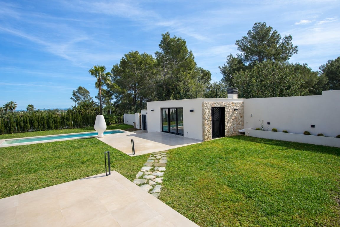 3-bed Villa in Dénia photo 2