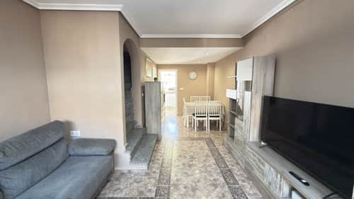 Rijwoning met 3 slaapkamers in La Zenia — foto 9