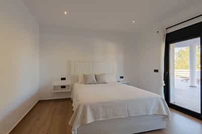Property R4266382