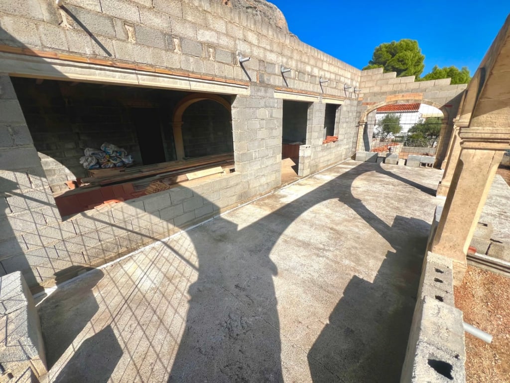 Propiedad con gran parcela, con una construcción para finalizar, en una demandada zona de Jávea - 22
