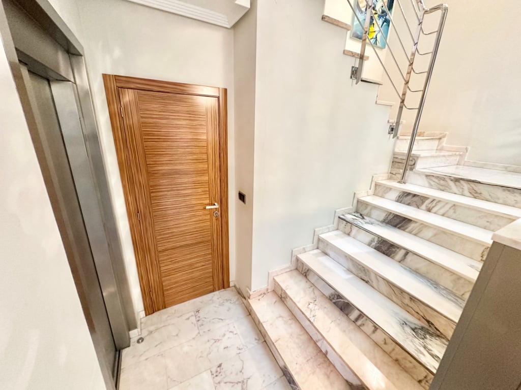 Espai, Llum i Disseny en una Casa Única a Pego - 16