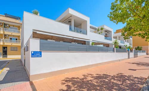 Rijwoning met 3 slaapkamers in Formentera del Segura — foto 38