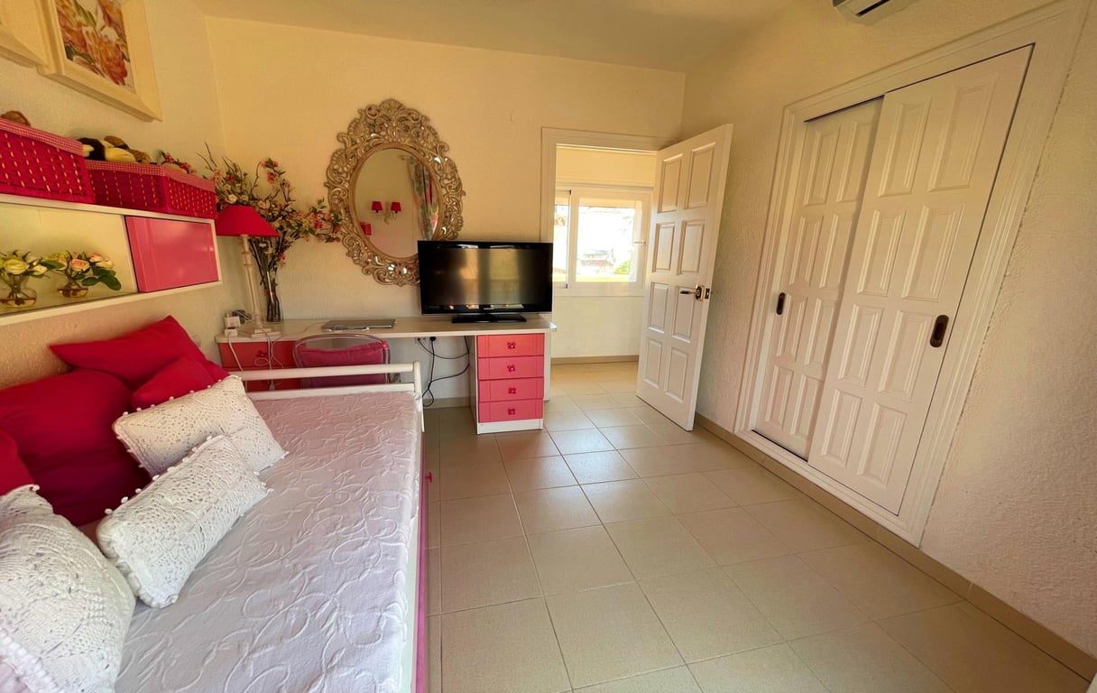 Preciosa Villa en primera línea de playa - Jávea - 20