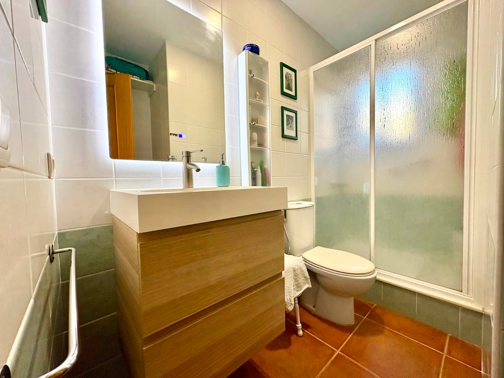 Property #RH20403 - 15