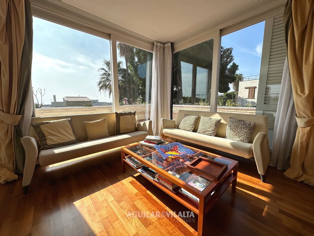 Exclusive villa in Can Teixidó with sea views - 70