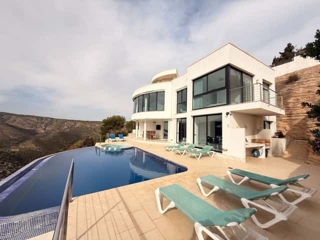 Villa à vendre à Jávea