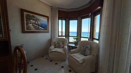 Ruim eerstelijns appartement aan zee in Torrevieja — foto 24