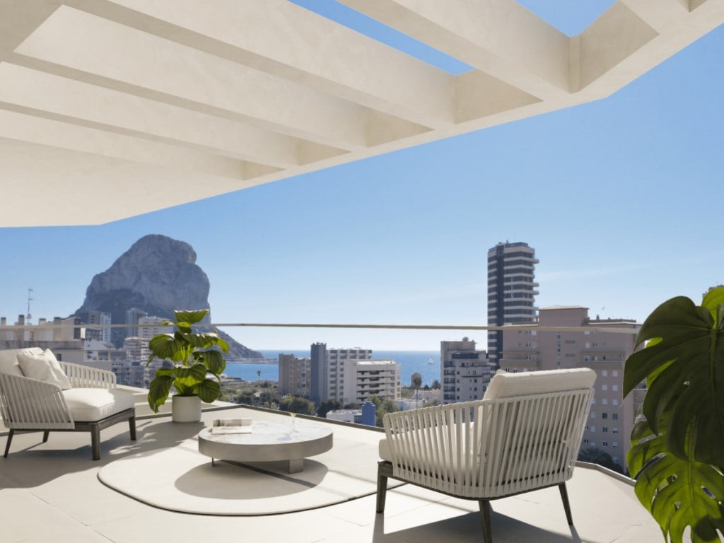 Byty s 2 a 3 ložnicemi u pláže Arenal v Calpe