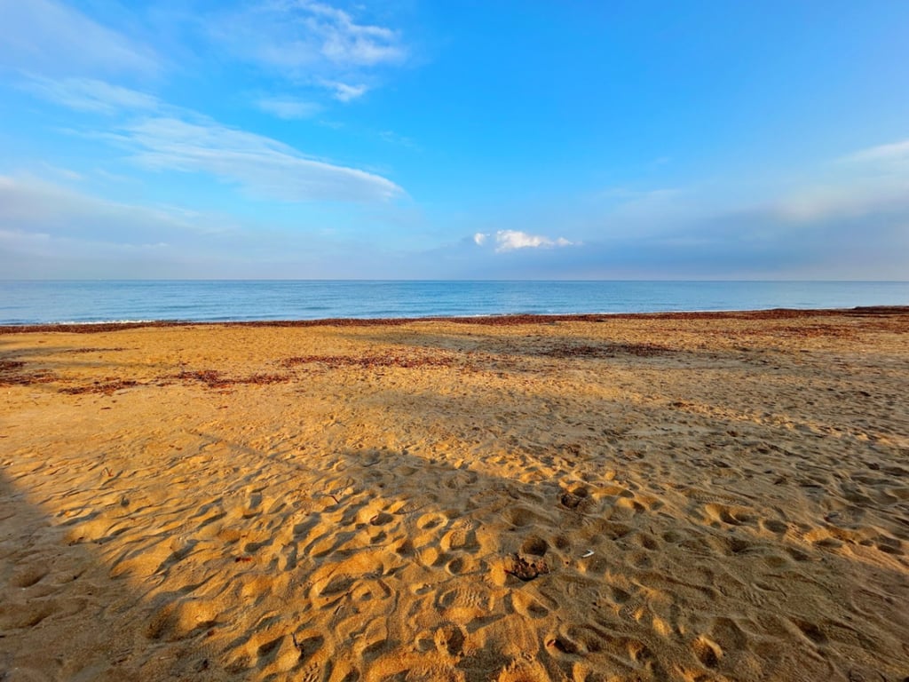 ¡Oportunidad Única! Villa Primera Línea de Mar, Sin Ley Costas en Playa Blay Beach (Dénia) - Inversión Exclusiva - 2