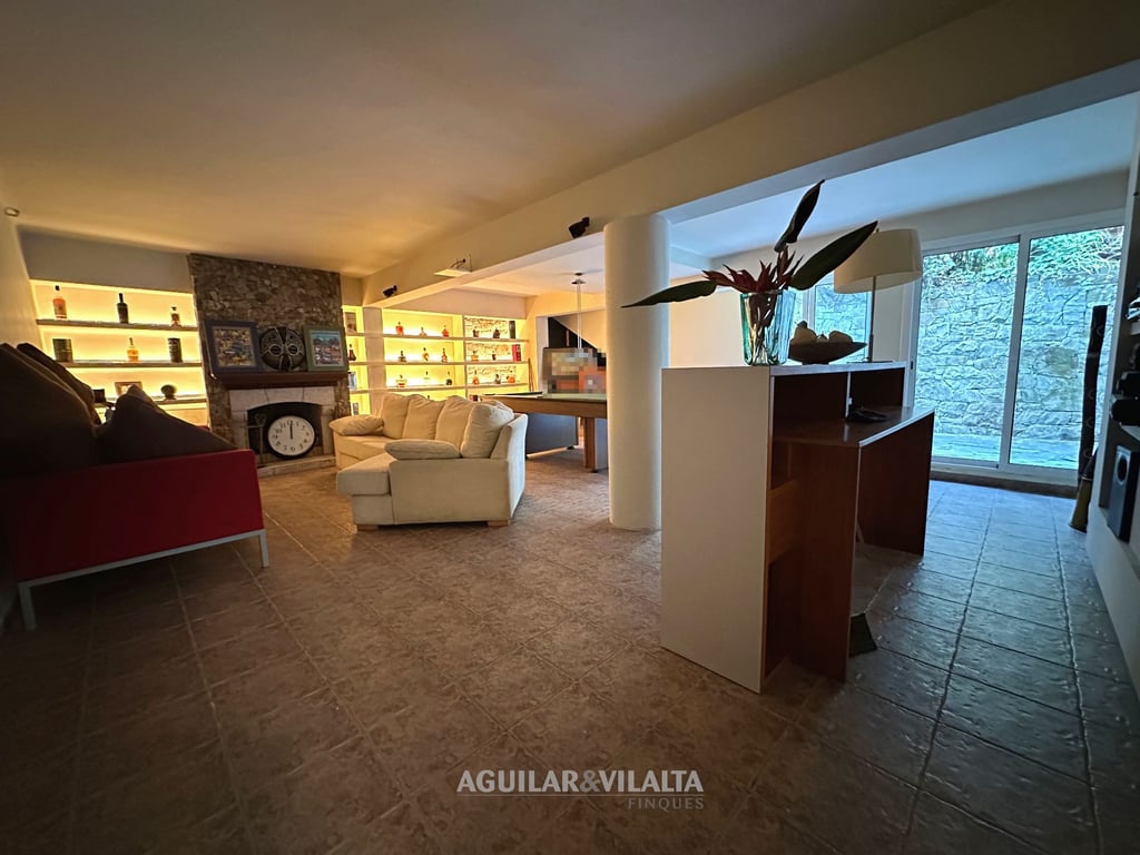 Exclusive villa in Can Teixidó with sea views - 59