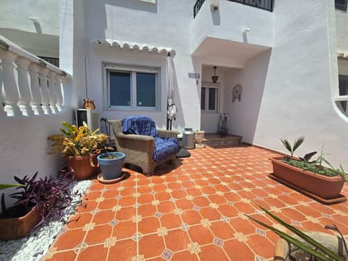 Gezellig geschakeld huis met terrassen en solarium in Los Balcones — foto 3