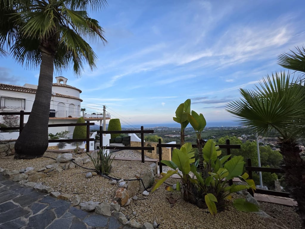 Property #RH21393 - 3