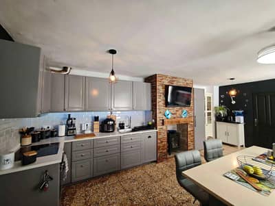 Property #TSR2466C - Image 5